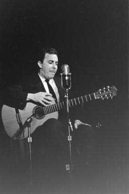 Gilberto 1957 - copyright Lisl Steiner