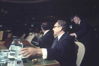 Henry Kissinger UNO 1969-1977 - copyright Lisl Steiner
