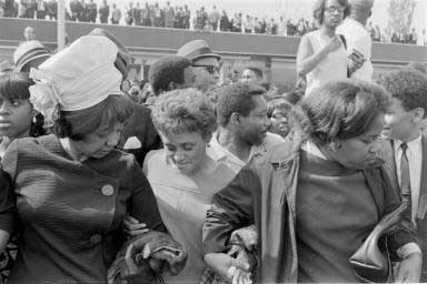 Martin Luther King aftermath 09.04.1968 - copyright Lisl Steiner