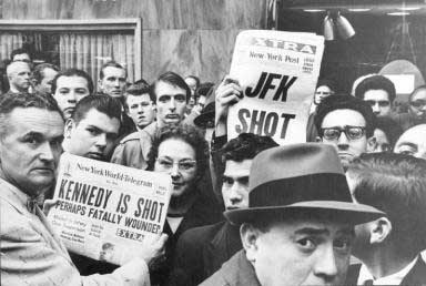 Time Square in New York after President Kennedy shot 22.11.1963 - copyright Lisl Steiner